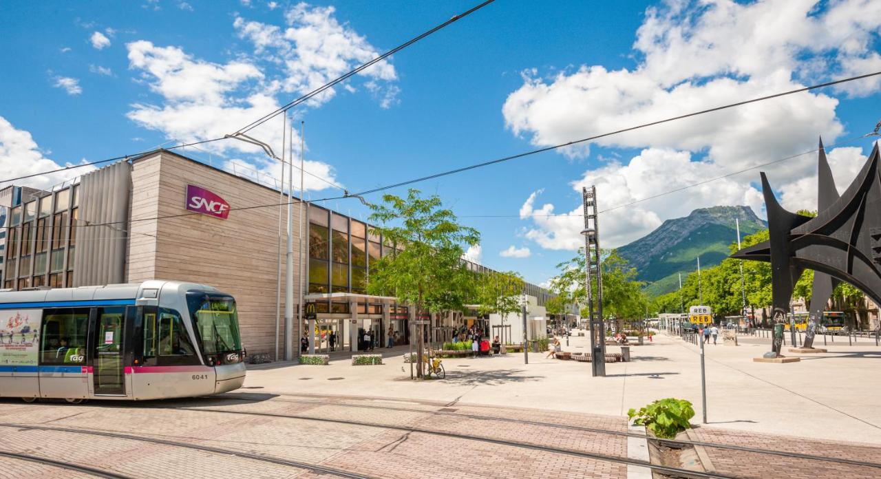 Hostel Le Hueb Grenoble Exteriér fotografie